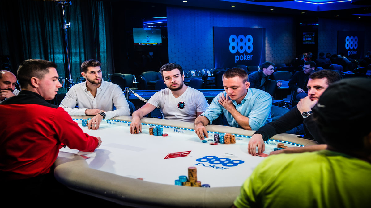 Kinds of Poker Tournaments